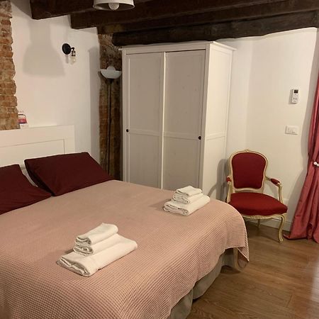 Casa Cimella, Un Nido Nel Cuore Del Porto Antico Cod Citra 010025-Lt-2629 Genova Kültér fotó